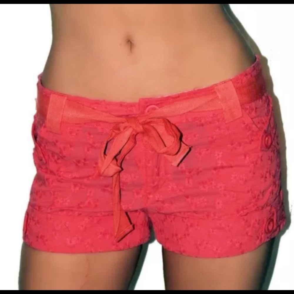 Coral button pockets short shorts m new